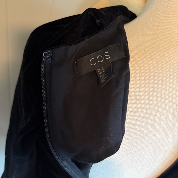 COS Velvet Top - Size 6 - Picture 9 of 10
